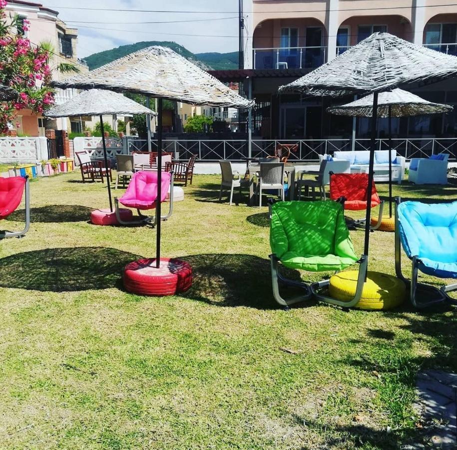 Holiday Hotel Kusadası Eksteriør billede